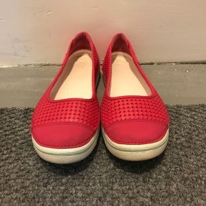 Comfy Pink Crocs Casual Flats