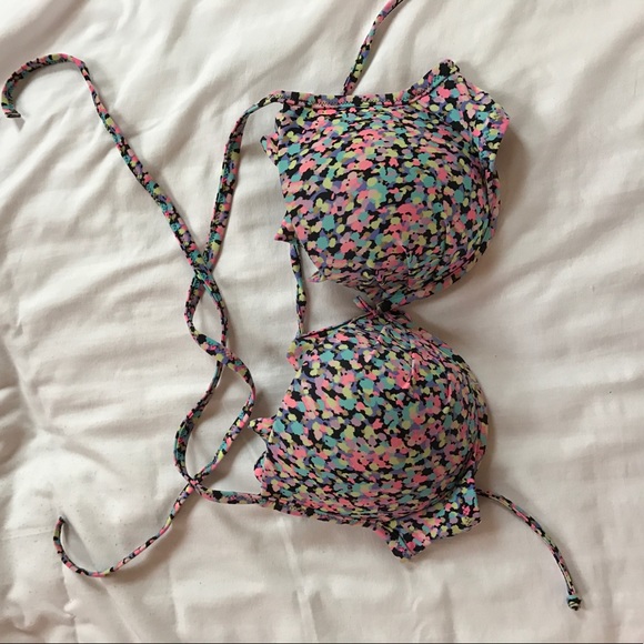 Bathing suit top - Picture 1 of 2