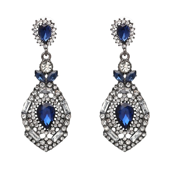 Jewelry - 🌸Host Pick🌸 Blue Crystal vintage Bridal statement Earrings