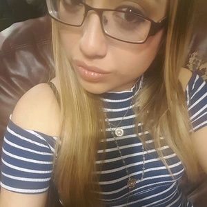 Meet your Posher, Jasmin