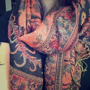 Floral fashion scarf