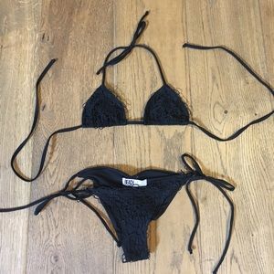 NWOT Beach Riot Crochet Detail Bikini