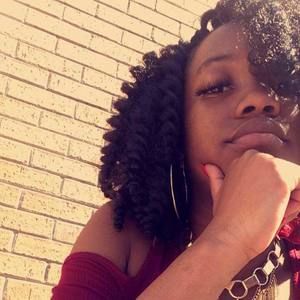 Meet your Posher, Cierra