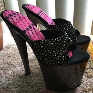 Removing soon!✨ Pleaser Sky Rhinestone