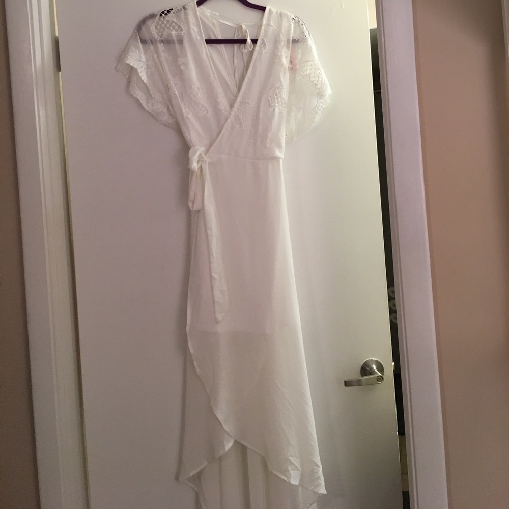 NWT White showpo Maxie dress