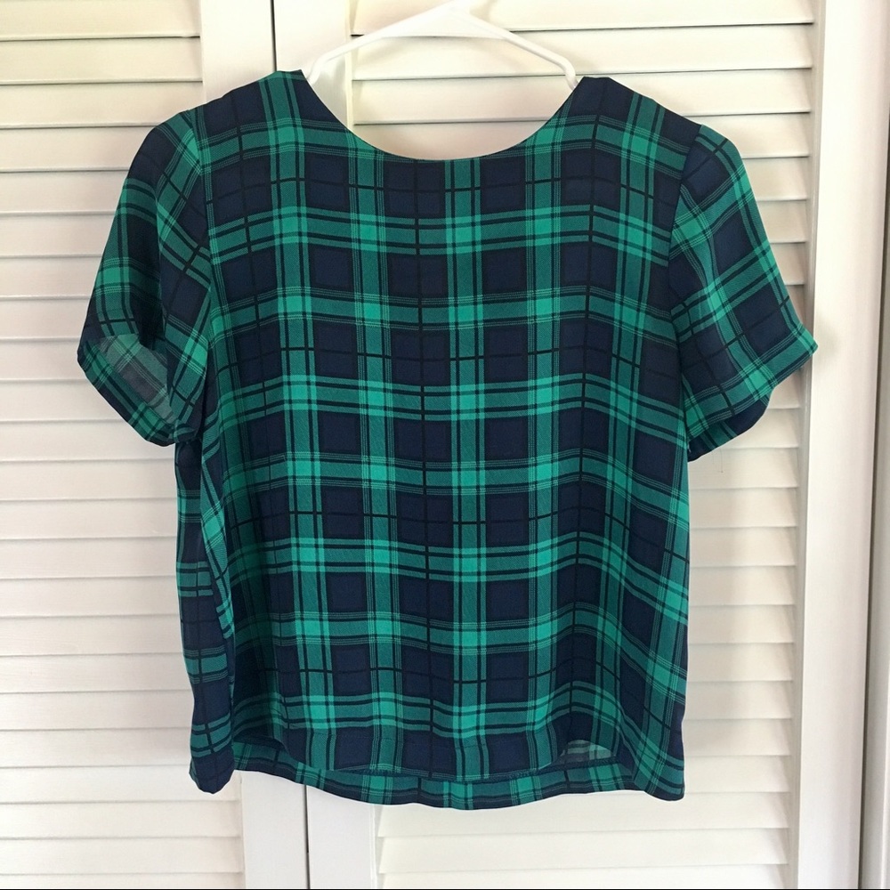 Forever 21 Plaid Short Sleeve Blouse
