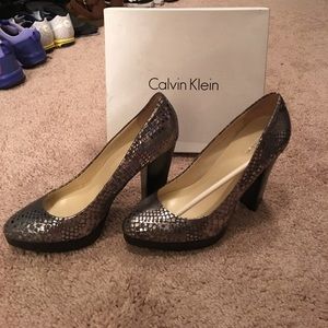 CALVIN KLEIN heels 👠