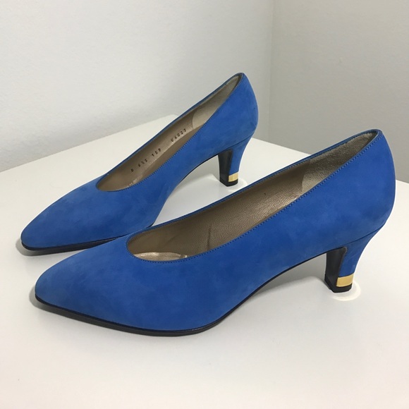 St. John Shoes - New vintage St. John heels