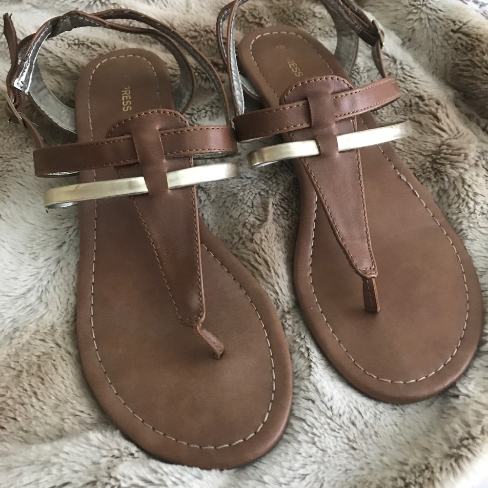 Express Sandals