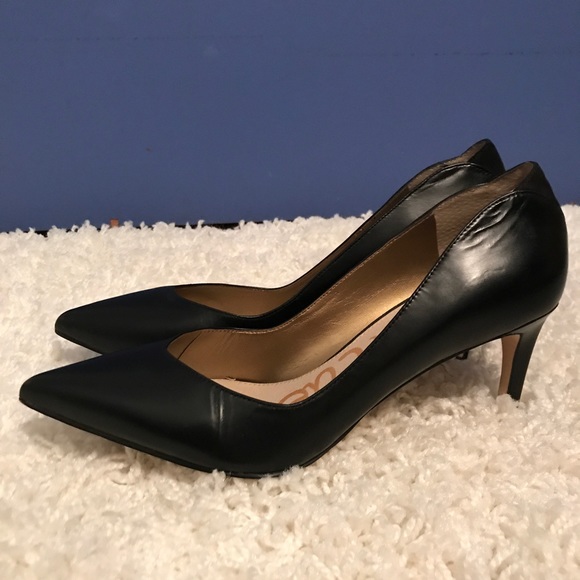 Sam Edelman black pumps - Picture 2 of 3