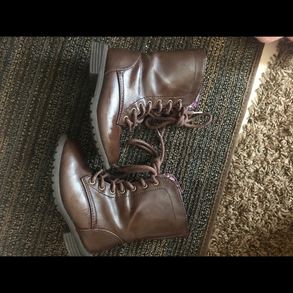 Size 6 toddler Girl boots