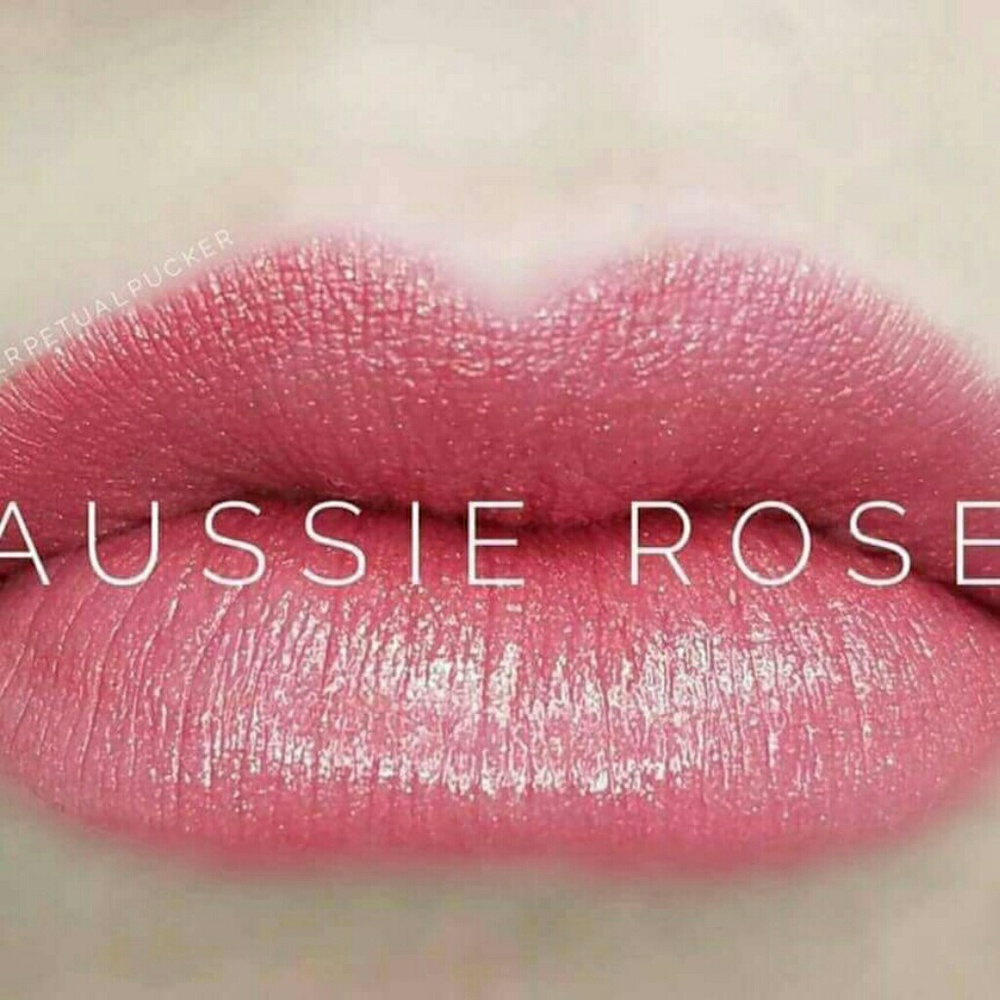 Long lasting Lipstick