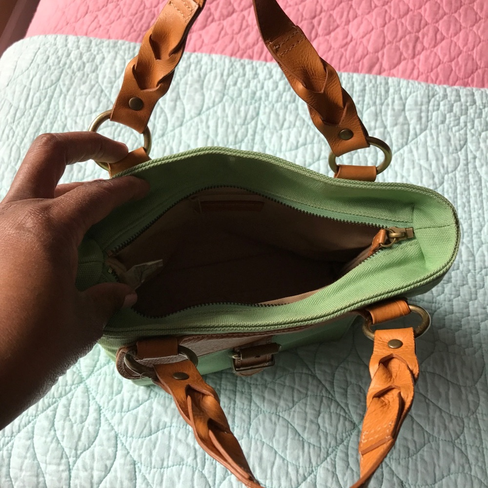 **Re-POSHED** Eddie Bauer Canvas/leather bag CUTE - Picture 4 of 6