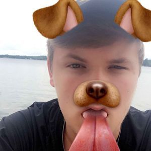 Meet your Posher, Daniel