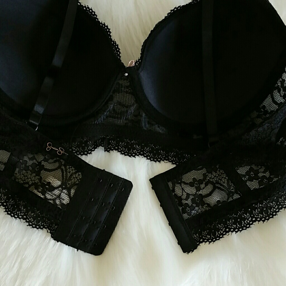 . - Picture 5 of 6