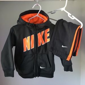 Nike Therma-Fit 18M set