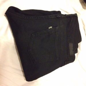 Levi's 28w/ 30l Black curvy skinny 811 jeans