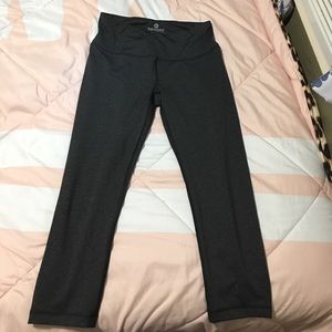 NWOT ankle active leggings