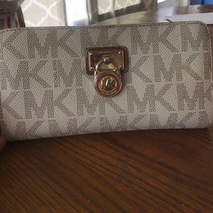 Michael Kors wallet