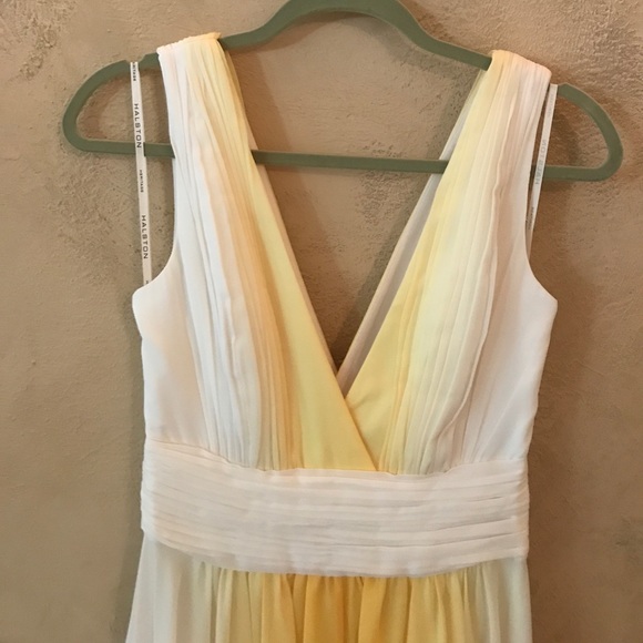 Halston Heritage - Lemon Circular Ombré Print Gown - Picture 3 of 6