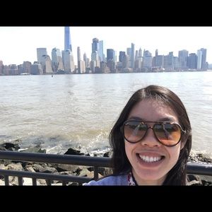 Meet your Posher, Anna