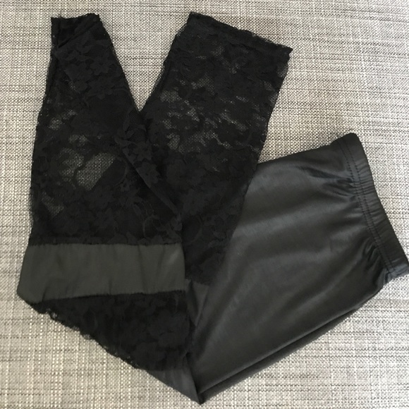Leather look with lace knee leggings NWOT - Picture 4 of 4