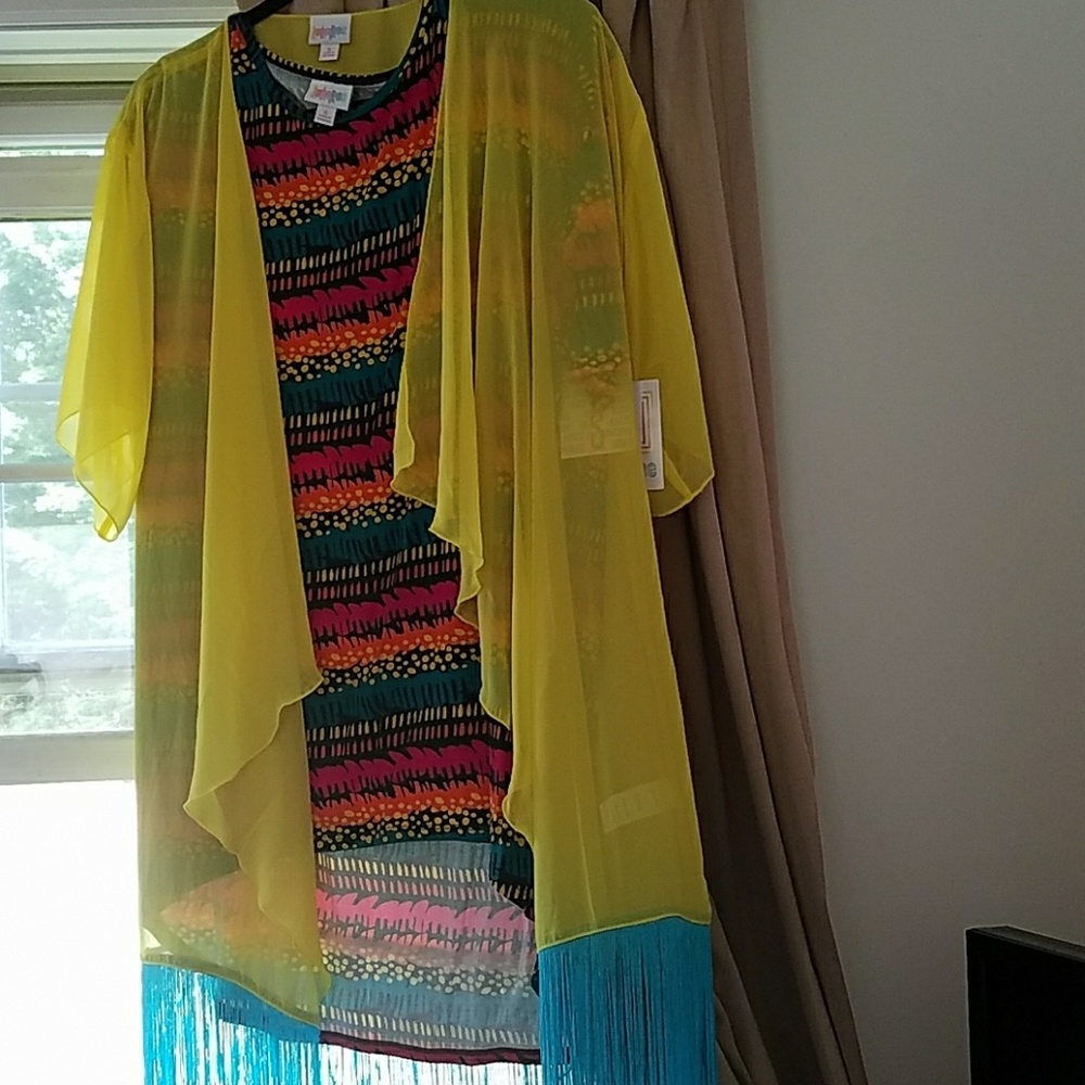 Lularoe Monroe and irma small
