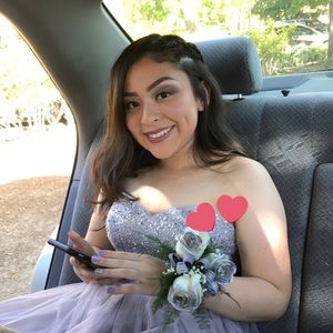 Meet your Posher, Andrea