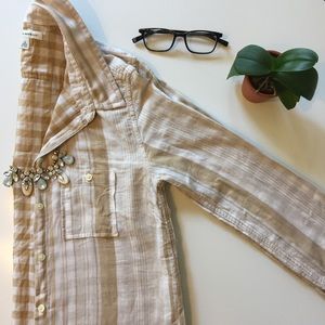 Banana republic cream and beige button up.