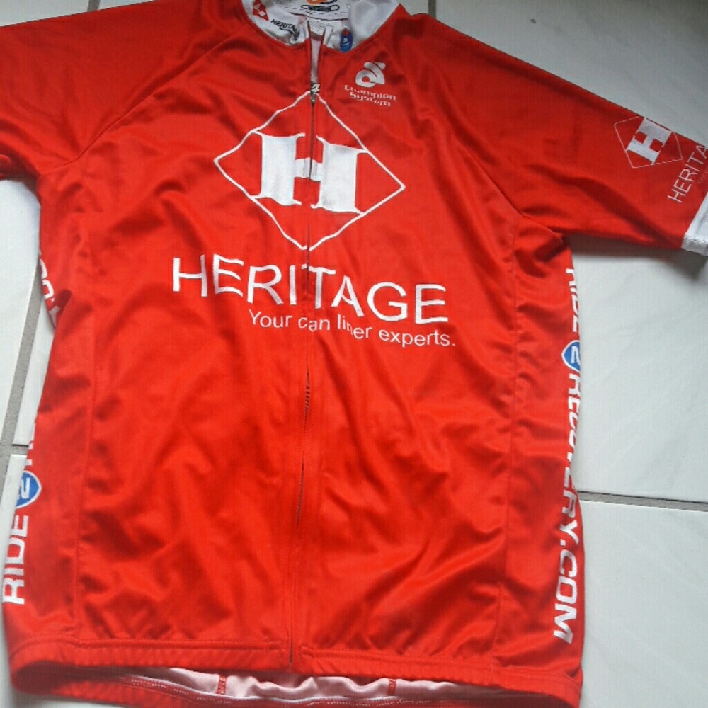 Like new "Heritage" Cycling jersey