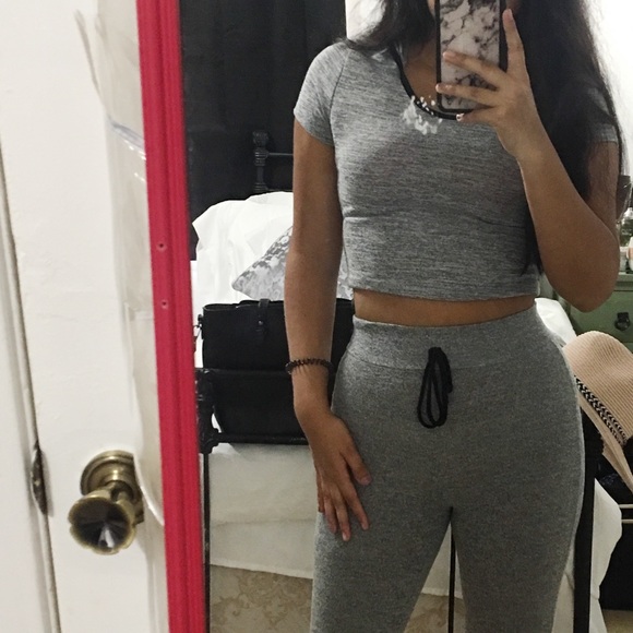 Forever 21 Other - ✨FLASH SALE✨Two piece forever 21 lounge set