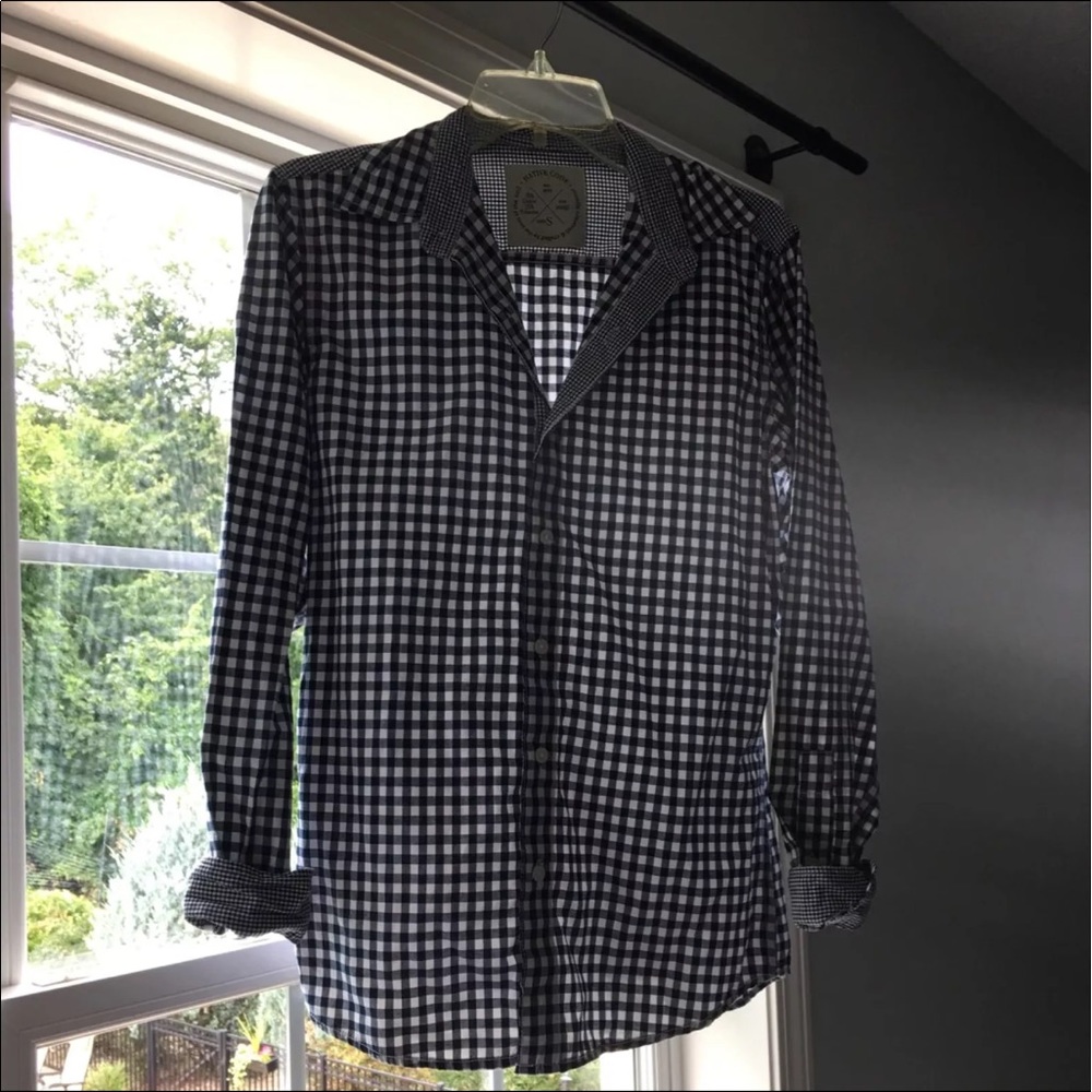 Button up women's shirt