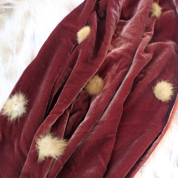 Rabbit Fur Silk Scarf - Picture 4 of 7