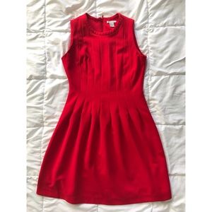 H&M Red pleated dress