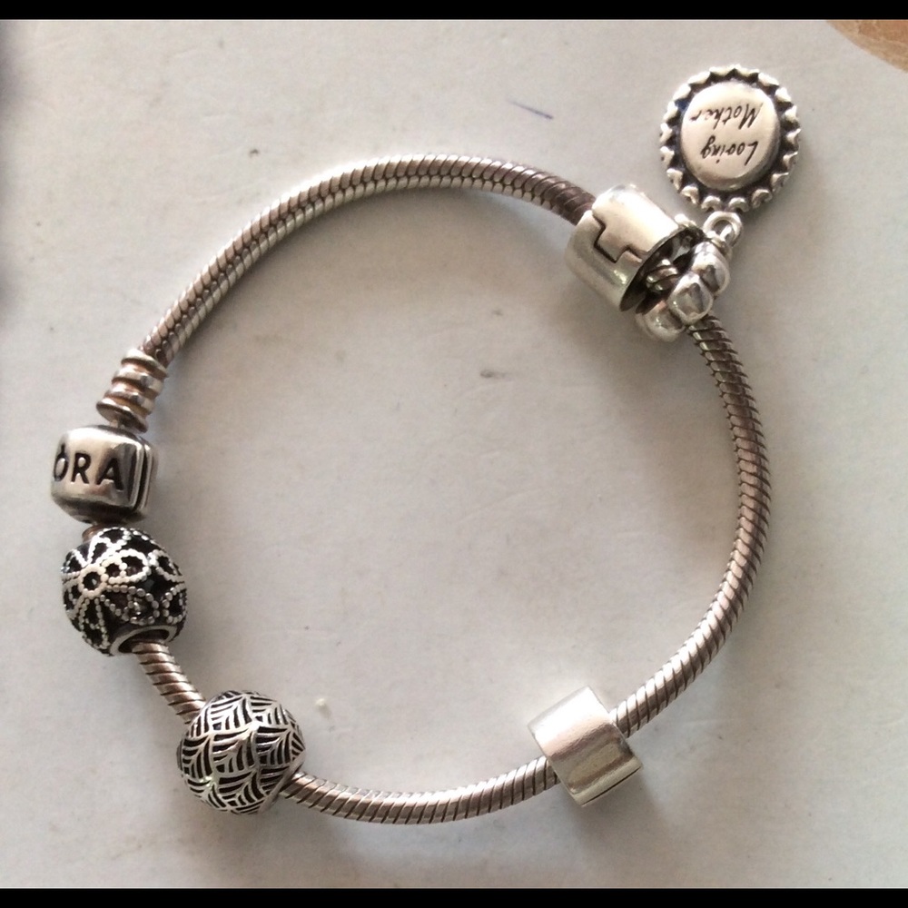 Pandora silver