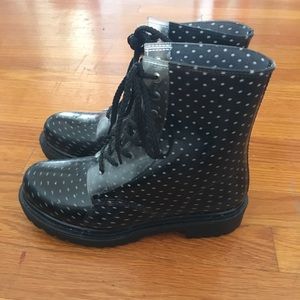 rain boots