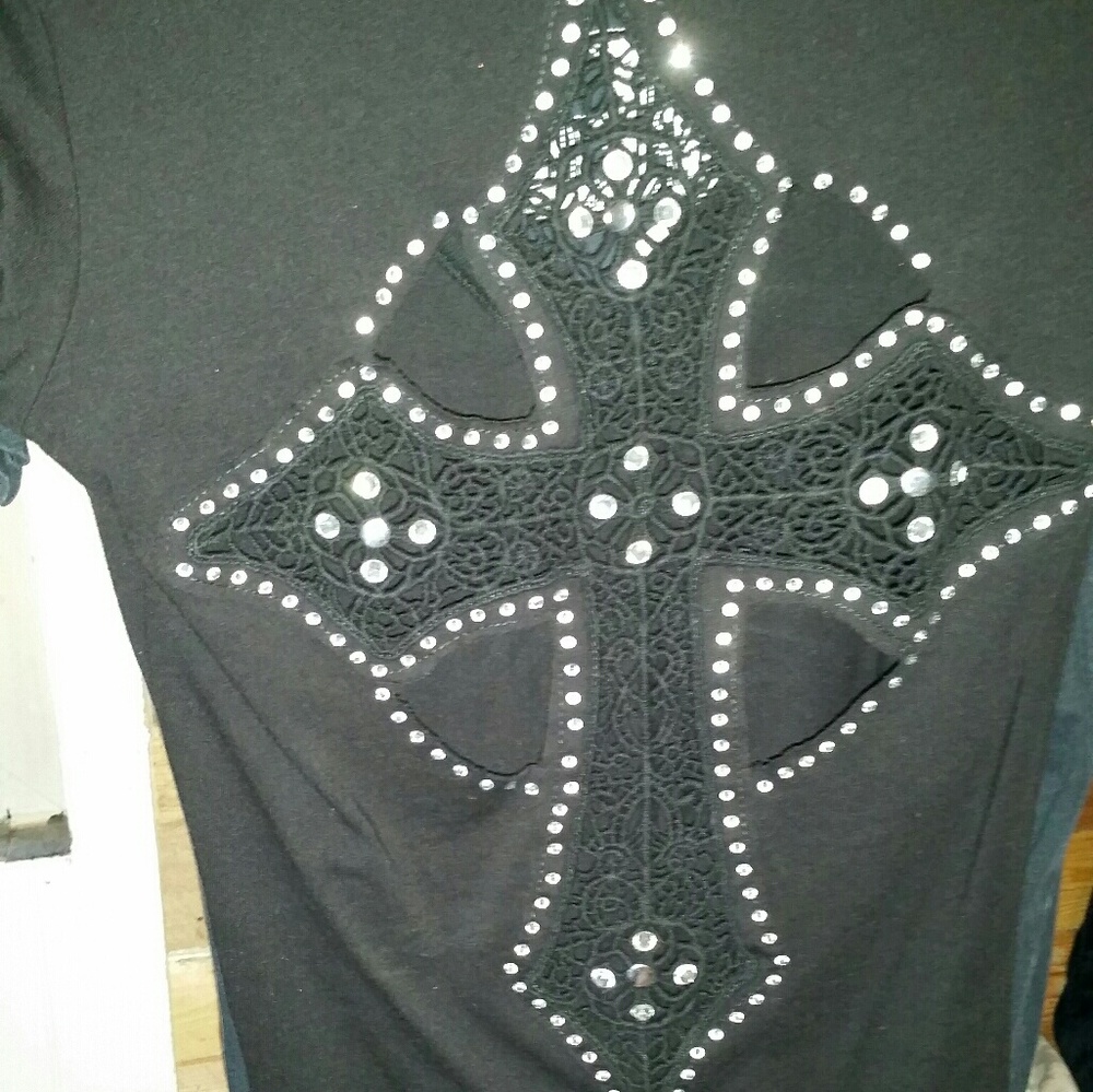 Buckle shirt
