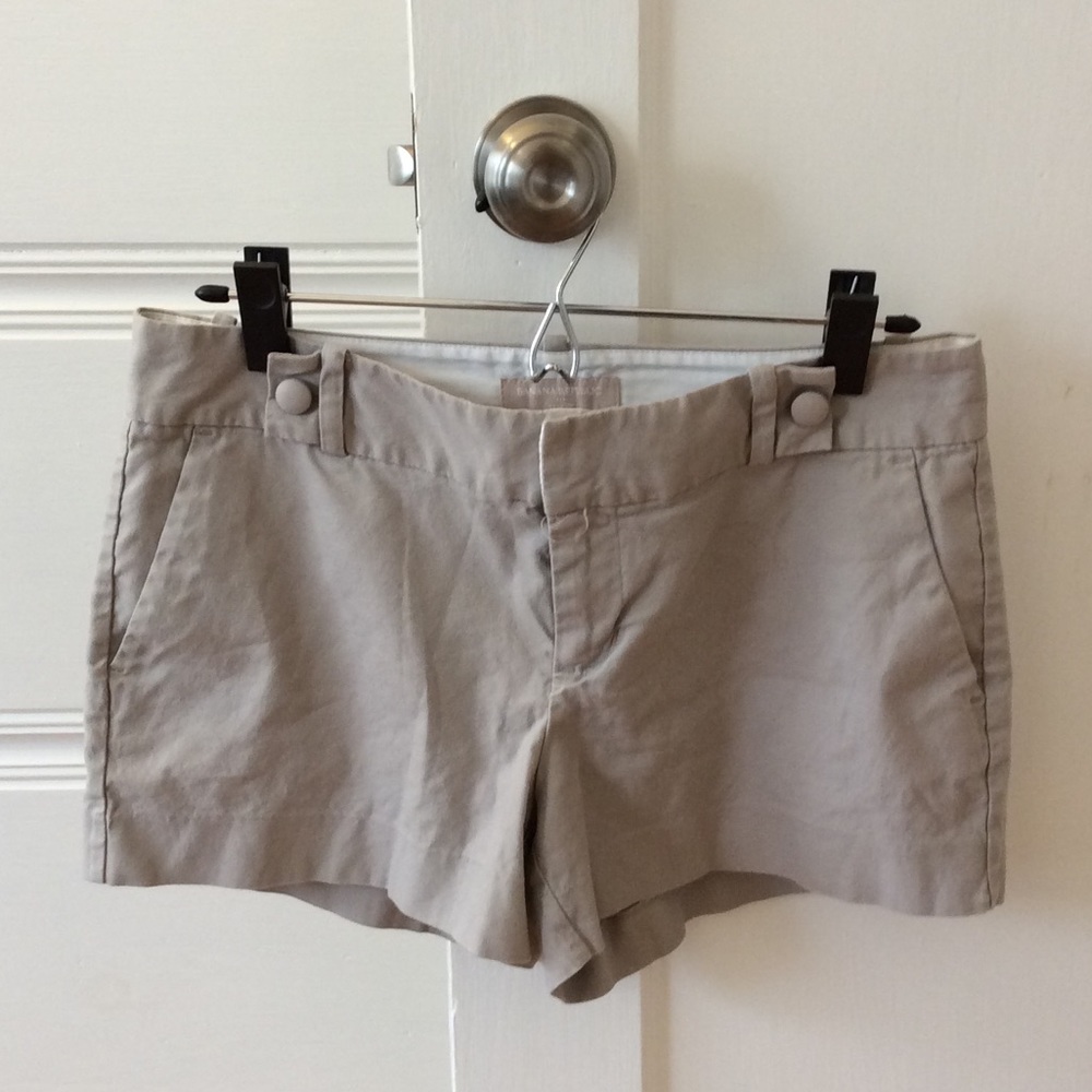 Tan Banana Republic Size 8 Ryan Shorts Above Knee