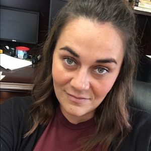 Meet your Posher, Alaina