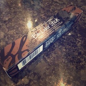 Bumble and bumble color stick (brown)