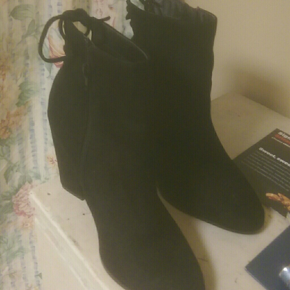 Olivia James dress boots