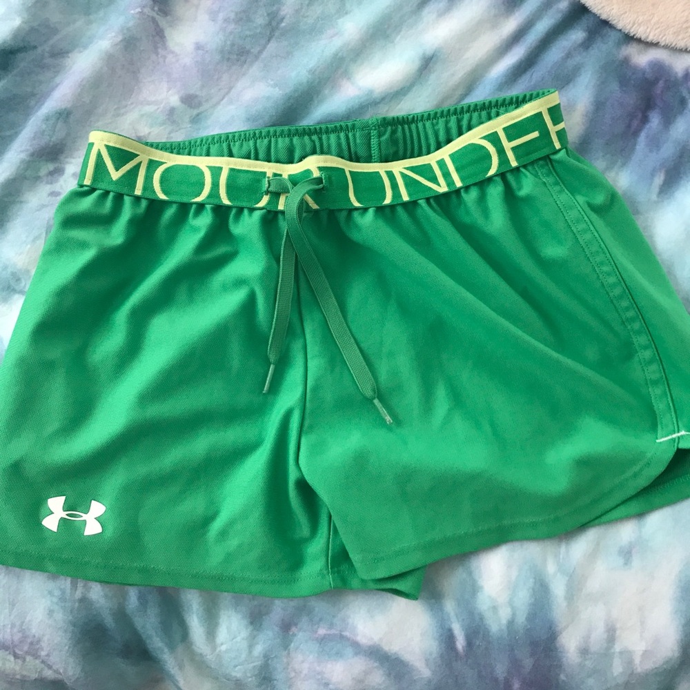 Under armour shorts (never worn)