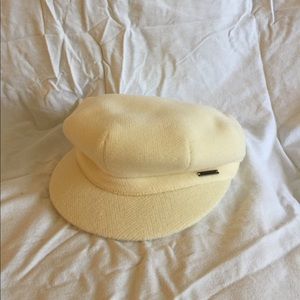 Burberry hat