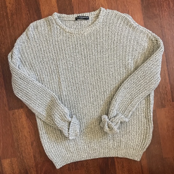 Brandy Melville Sweaters - NWOT Brandy Melville grey sweater