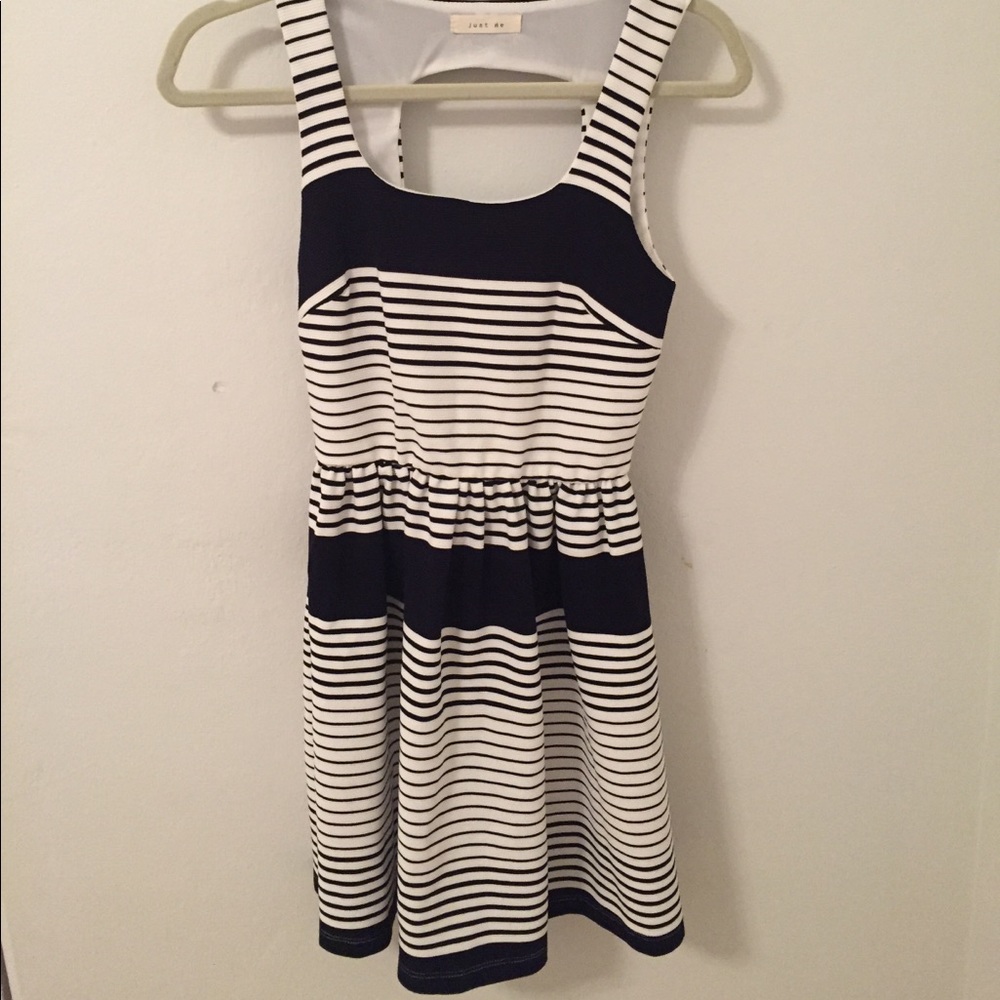 Women's dress