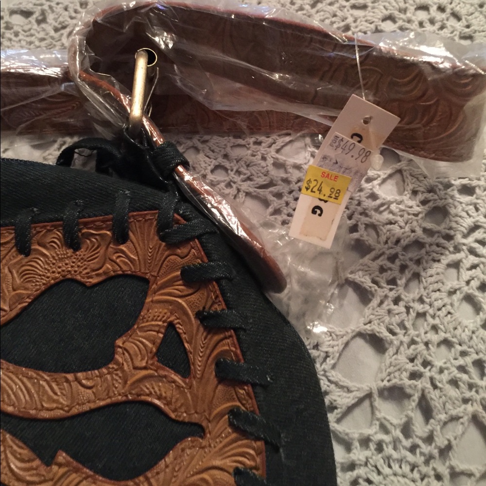 Purse - Picture 6 of 6