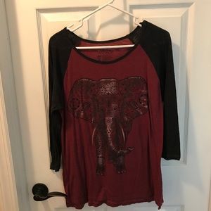 XL elephant graphic tee