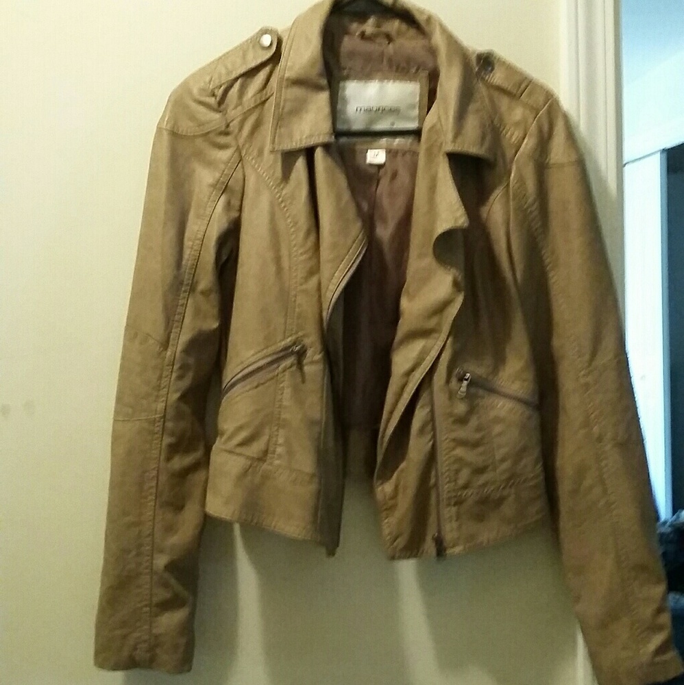 😎Maurices Cropped Camel Moto Jacket😎