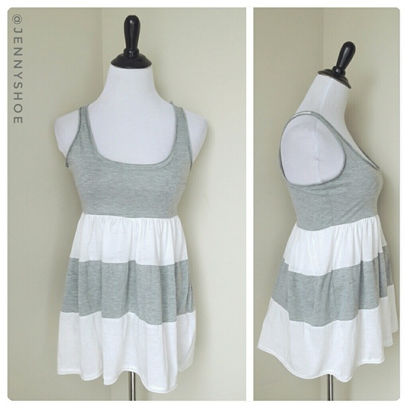 coolwear Tops - {boutique} babydoll striped top