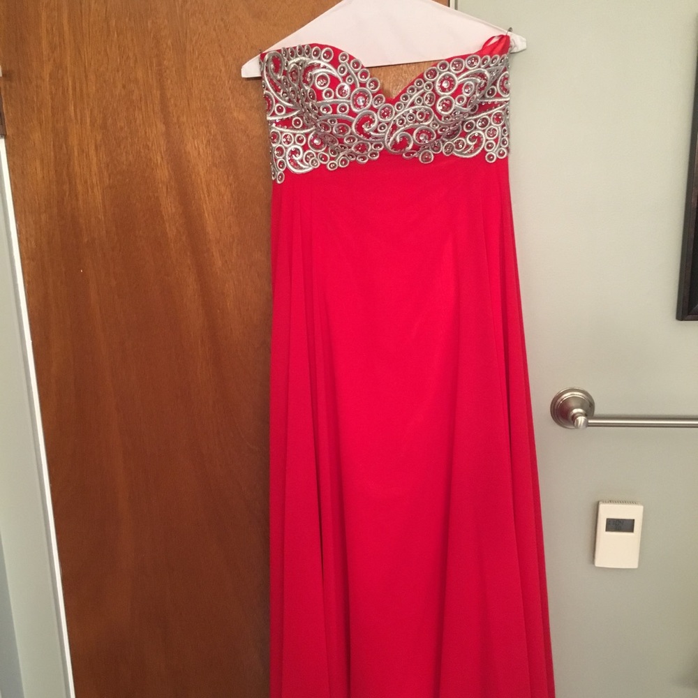 Floor length strapless prom dress
